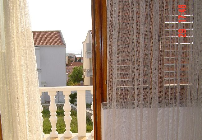 Appartamento a Novalja - Appartamento in Novaglia (Novalja) con vista mare, terrazzo, Climatizzazione, WIFI (3572-1) Appartamento a Novalja - Appartamento in Novaglia (Novalja) con vista mare, terrazzo, Climatizzazione, WIFI (3572-1)