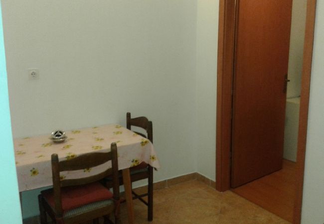 Appartamento a Novalja - Appartamento in Novaglia (Novalja) con vista mare, terrazzo, Climatizzazione, WIFI (3572-1) Appartamento a Novalja - Appartamento in Novaglia (Novalja) con vista mare, terrazzo, Climatizzazione, WIFI (3572-1)