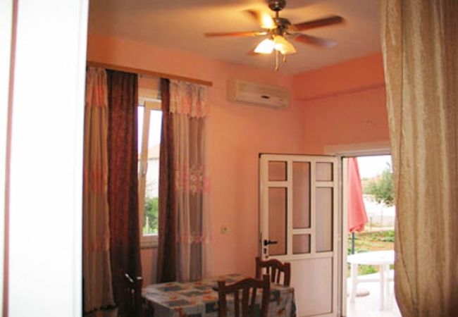 Appartamento a Privlaka - Appartamento in Brevilacqua (Privlaka) con terrazzo, Climatizzazione, WIFI, Lavatrice (821-2) Appartamento a Privlaka - Appartamento in Brevilacqua (Privlaka) con terrazzo, Climatizzazione, WIFI, Lavatrice (821-2)