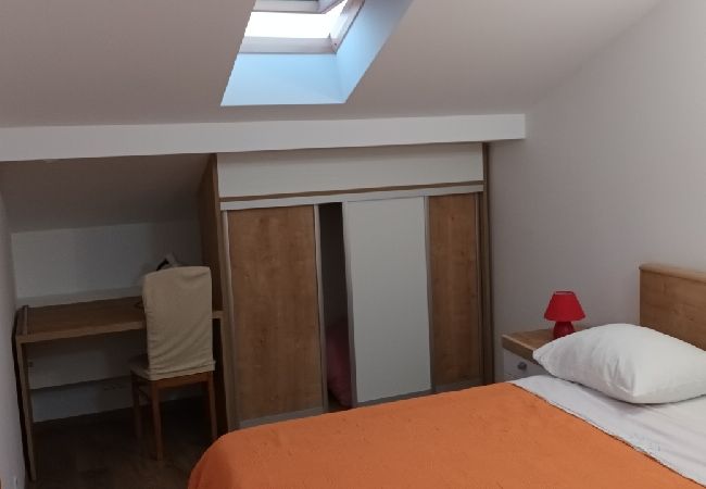 Appartamento a Privlaka - Appartamento in Brevilacqua (Privlaka) con terrazzo, Climatizzazione, WIFI, Lavatrice (821-3) Appartamento a Privlaka - Appartamento in Brevilacqua (Privlaka) con terrazzo, Climatizzazione, WIFI, Lavatrice (821-3)