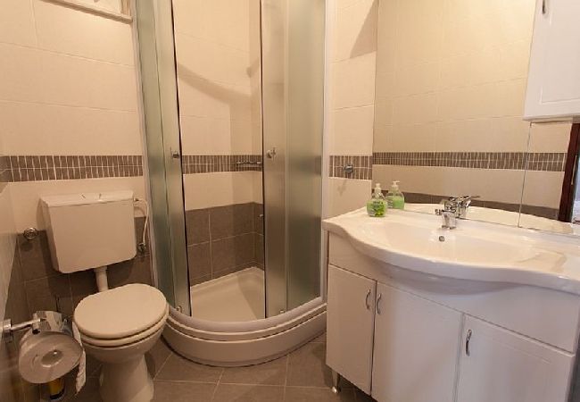 Appartamento a Omišalj - Appartamento in Castelmuschio (Omisalj) con vista mare, loggia, Climatizzazione, WIFI (3623-3) Appartamento a Omišalj - Appartamento in Castelmuschio (Omisalj) con vista mare, loggia, Climatizzazione, WIFI (3623-3)