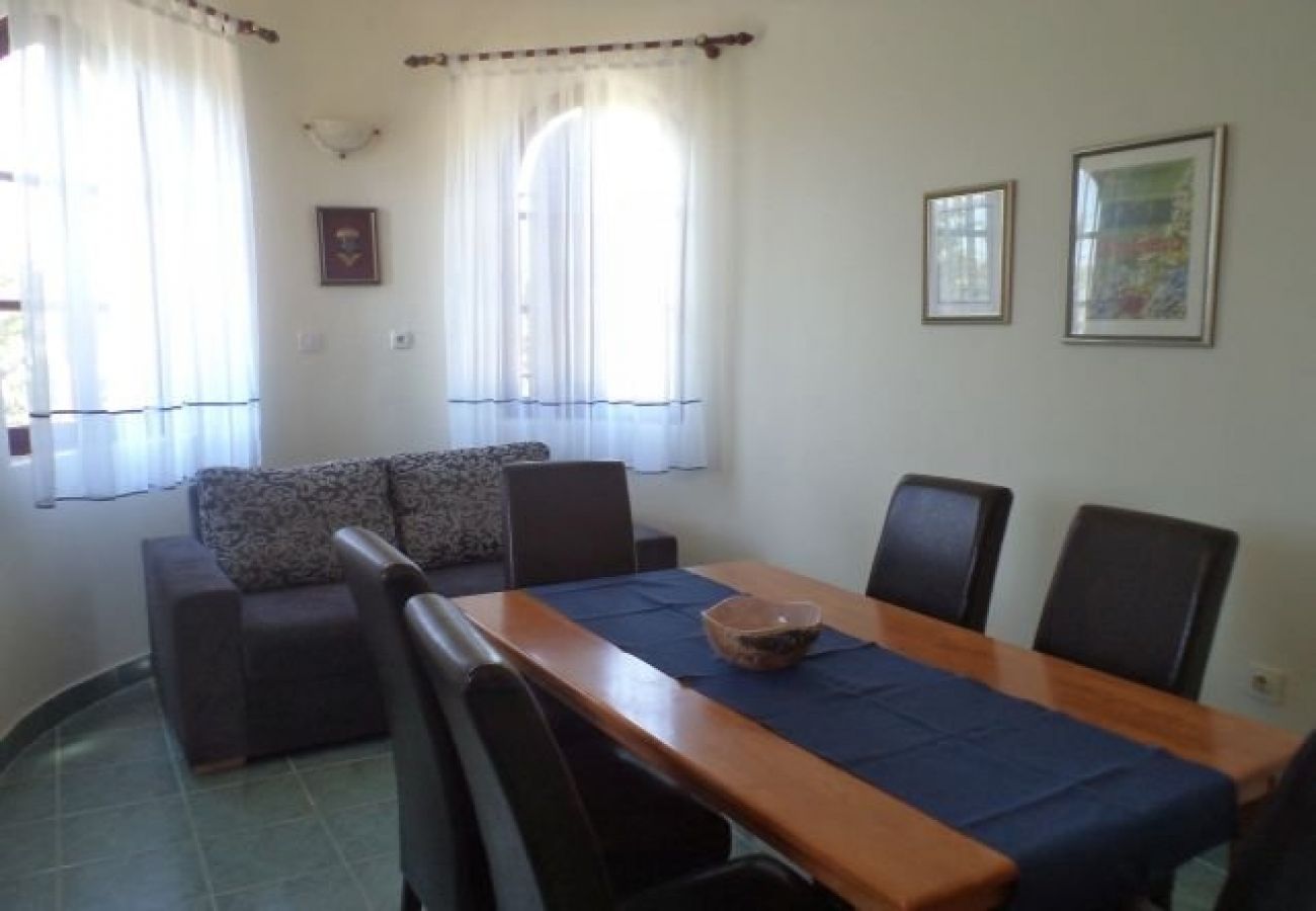 Appartamento a Rab - Appartamento in Barbat con terrazzo, Climatizzazione, WIFI (3664-1)