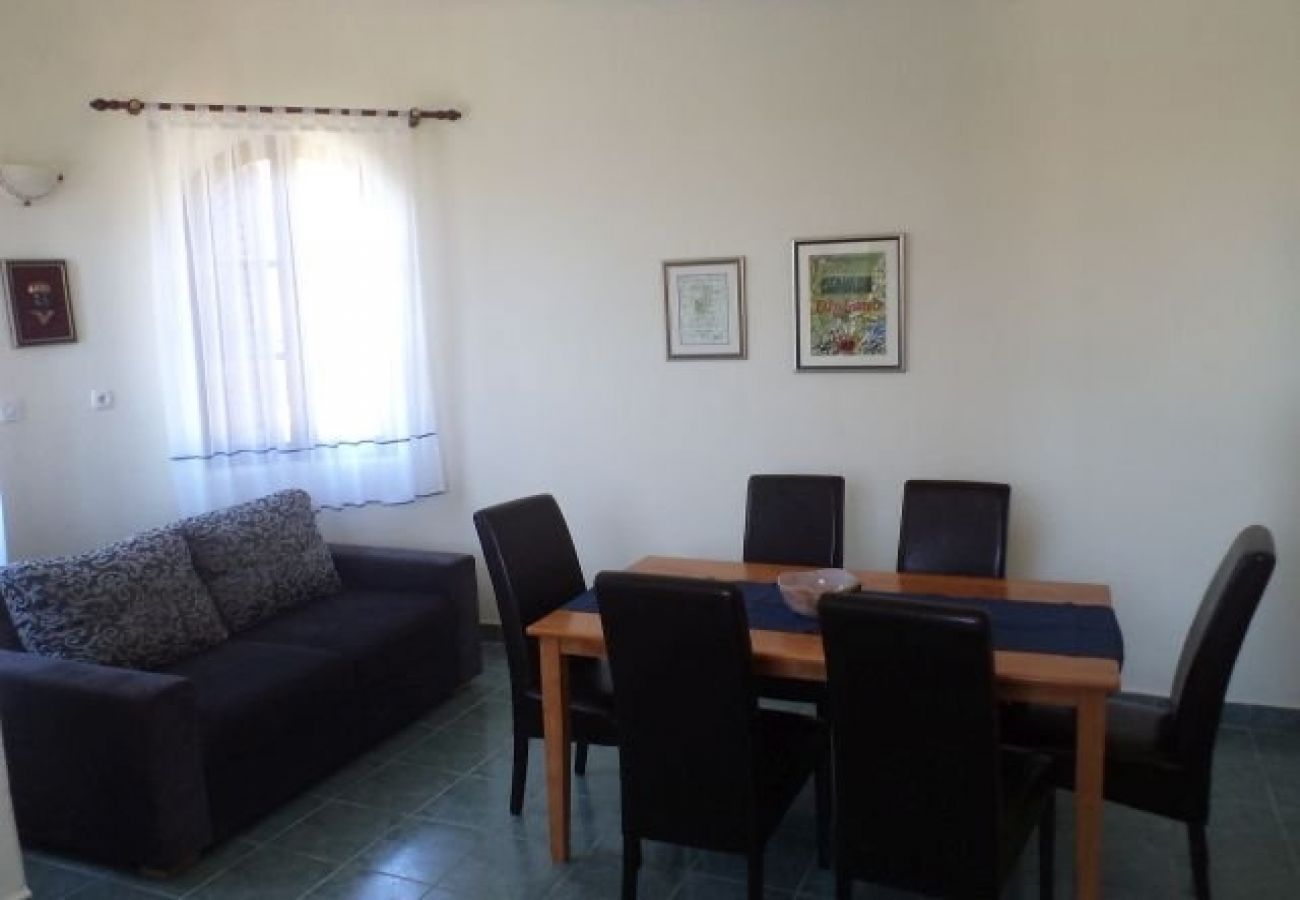 Appartamento a Rab - Appartamento in Barbat con terrazzo, Climatizzazione, WIFI (3664-1)