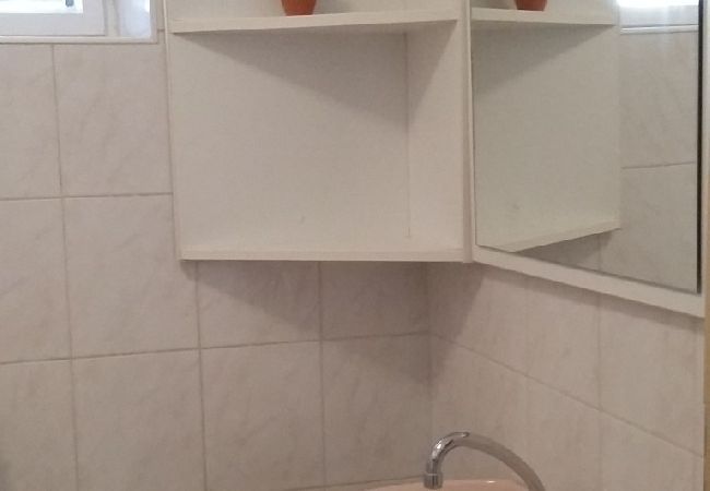 Appartamento a Vodice - Appartamento in Vodizze (Vodice) con terrazzo, Climatizzazione, WIFI, Lavatrice (3671-6) Appartamento a Vodice - Appartamento in Vodizze (Vodice) con terrazzo, Climatizzazione, WIFI, Lavatrice (3671-6)