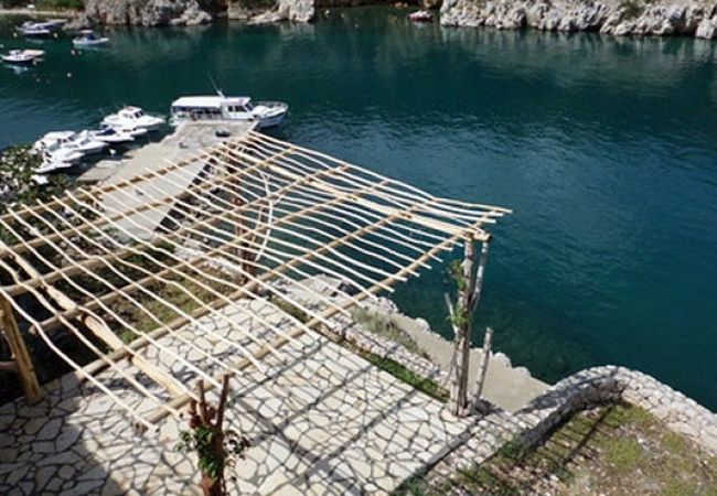 Casa a Vrbnik - Casa di vacanza in Vrbnik con vista mare, terrazzo, Climatizzazione, WIFI (3672-1) Casa a Vrbnik - Casa di vacanza in Vrbnik con vista mare, terrazzo, Climatizzazione, WIFI (3672-1)