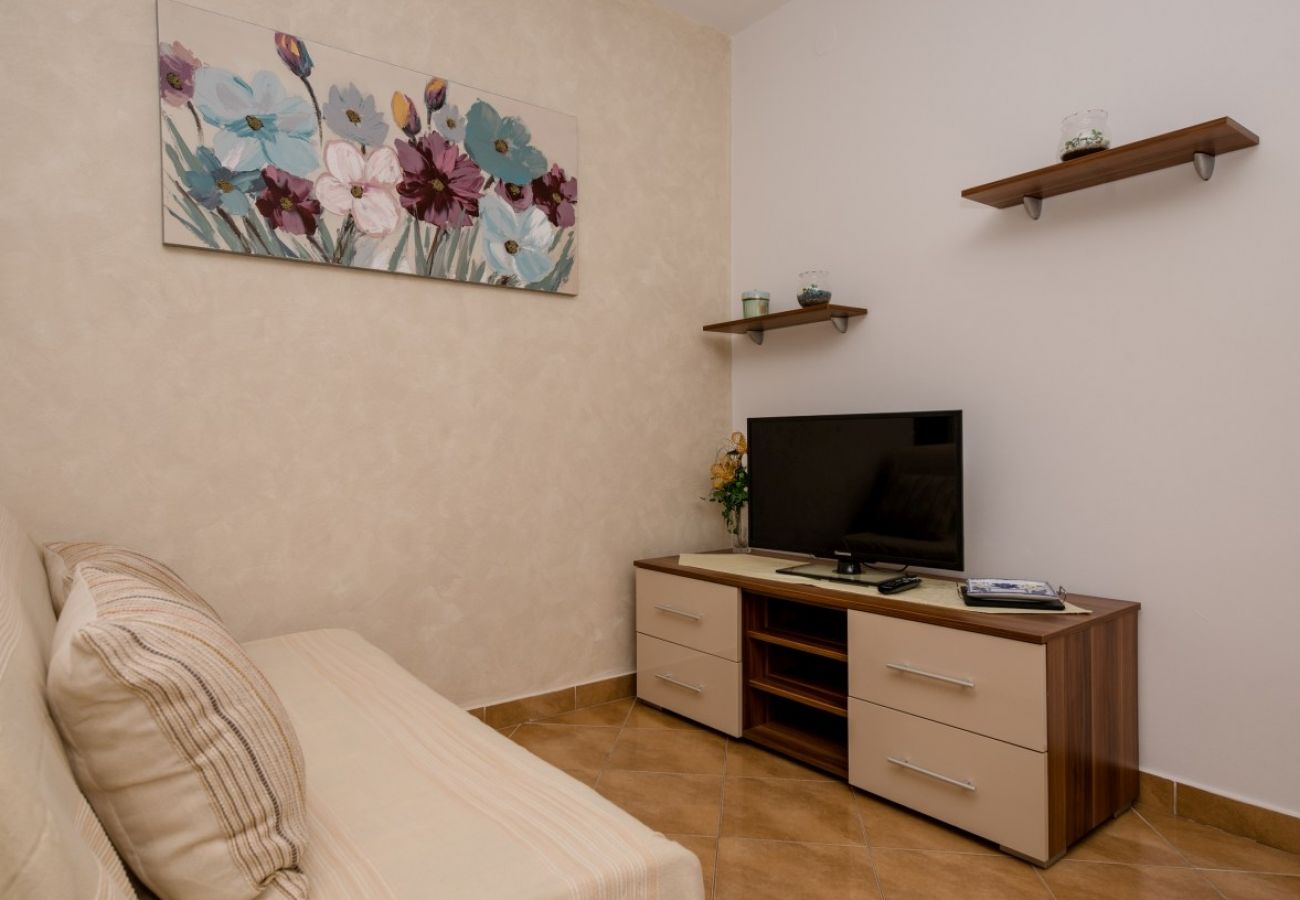 Appartamento a Palit - Appartamento in Palit con terrazzo, Climatizzazione, WIFI, Lavastoviglie (820-3)