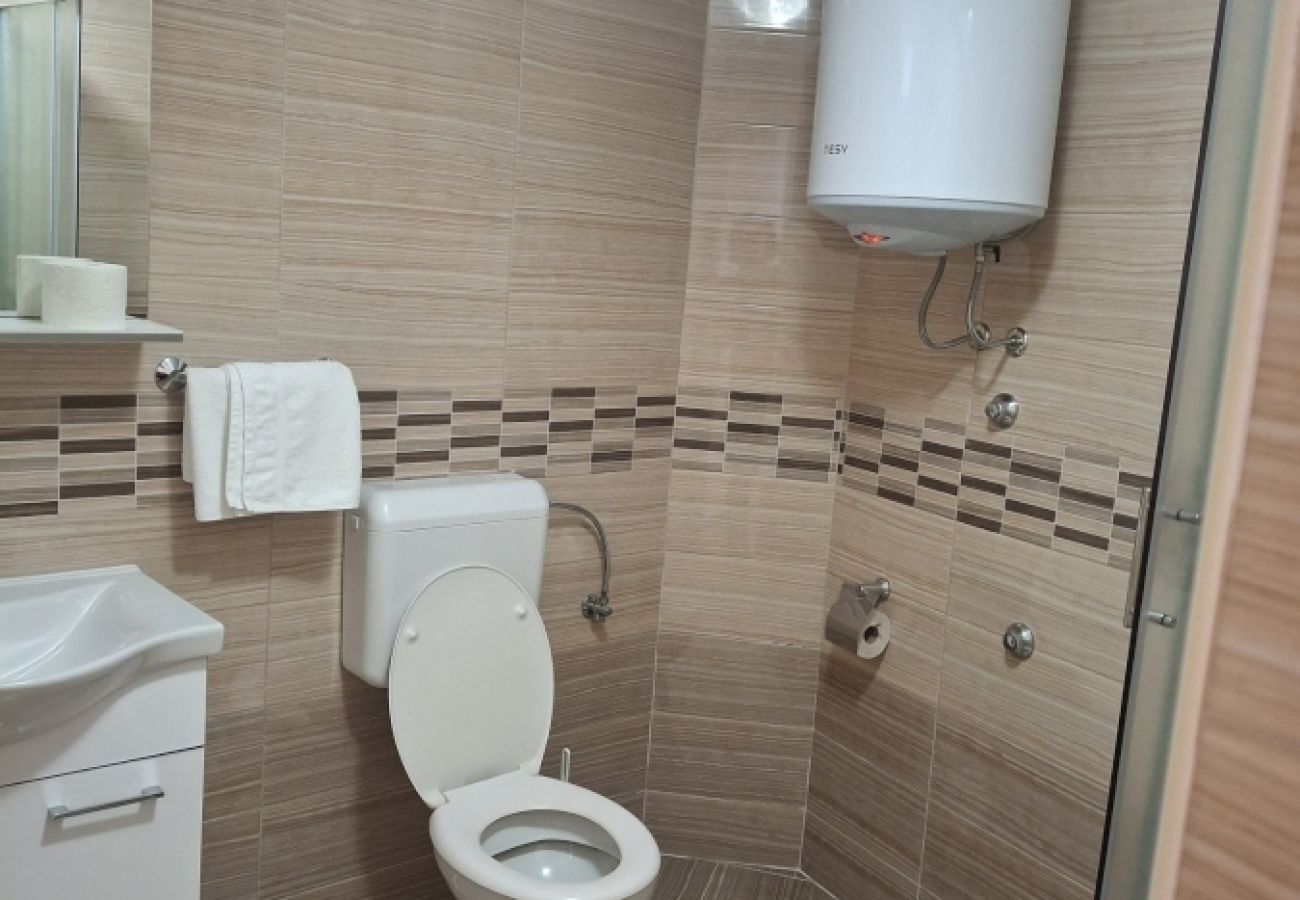 Appartamento a Kampor - Appartamento in Kampor con vista mare, terrazzo, Climatizzazione, WIFI (3708-1)