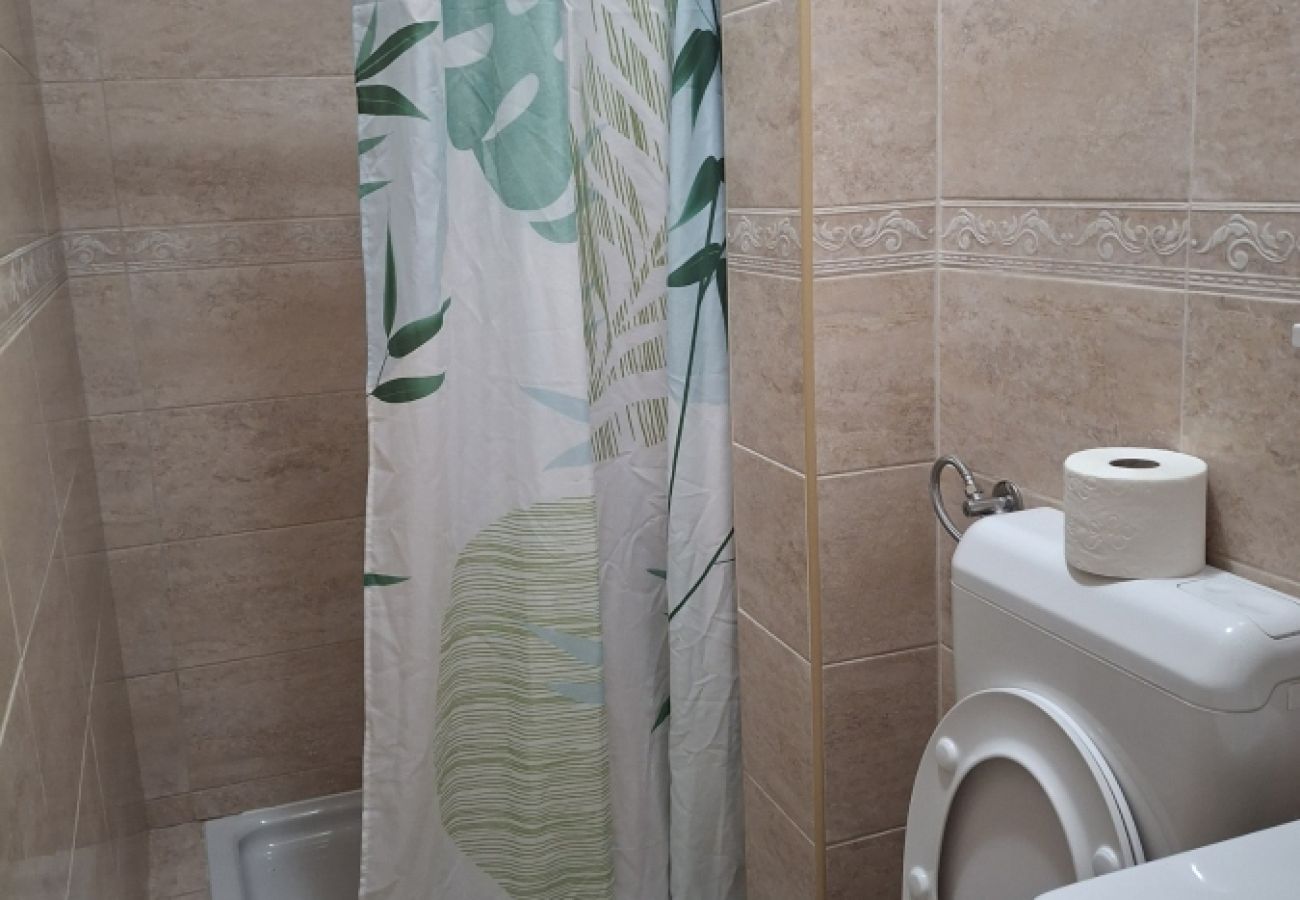 Appartamento a Kampor - Appartamento in Kampor con vista mare, terrazzo, Climatizzazione, WIFI (3708-1)