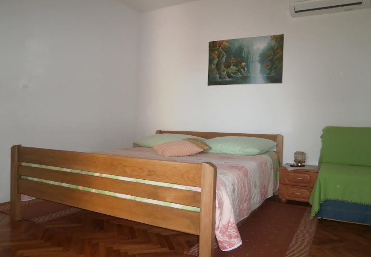 Studio a Nin - Appartamento Studio in Nona (Nin) con terrazzo, Climatizzazione, WIFI (3722-5)