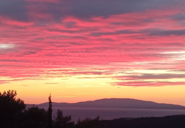 Appartamento a Rab - Appartamento in Arbe con vista mare, balcone, WIFI, Lavatrice (3728-1) Appartamento a Rab - Appartamento in Arbe con vista mare, balcone, WIFI, Lavatrice (3728-1)