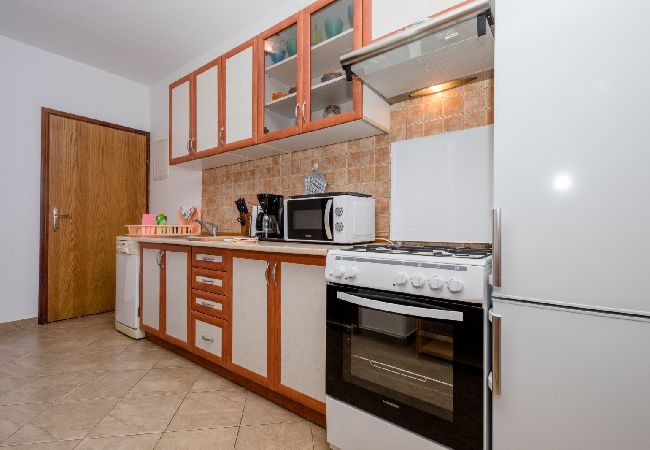 Appartamento a Mundanije - Appartamento in Mundanije con vista mare, terrazzo, Climatizzazione, WIFI (3748-1) Appartamento a Mundanije - Appartamento in Mundanije con vista mare, terrazzo, Climatizzazione, WIFI (3748-1)