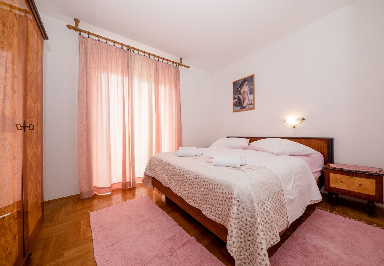 Appartamento a Mundanije - Appartamento in Mundanije con vista mare, terrazzo, Climatizzazione, WIFI (3748-1)