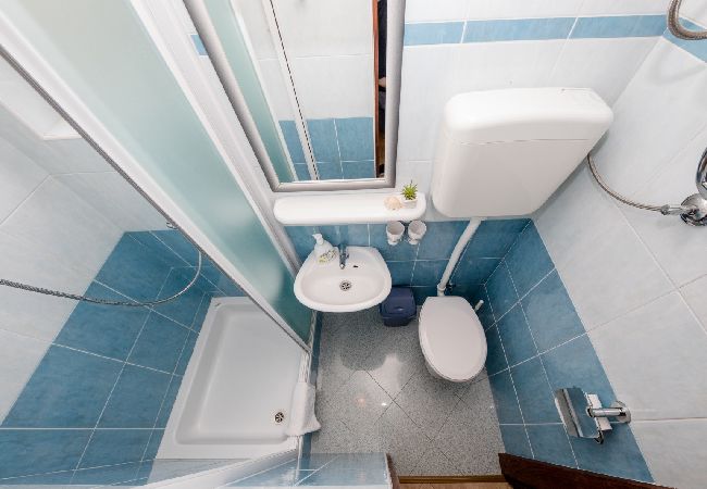 Appartamento a Mundanije - Appartamento in Mundanije con vista mare, terrazzo, Climatizzazione, WIFI (3748-4) Appartamento a Mundanije - Appartamento in Mundanije con vista mare, terrazzo, Climatizzazione, WIFI (3748-4)