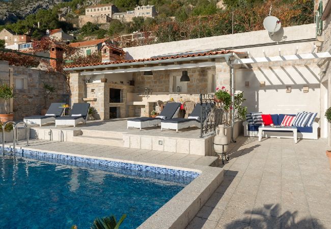 Casa a Murvica - Casa di vacanza in Murvica con vista mare, terrazzo, Climatizzazione, WIFI (3756-1) Casa a Murvica - Casa di vacanza in Murvica con vista mare, terrazzo, Climatizzazione, WIFI (3756-1)