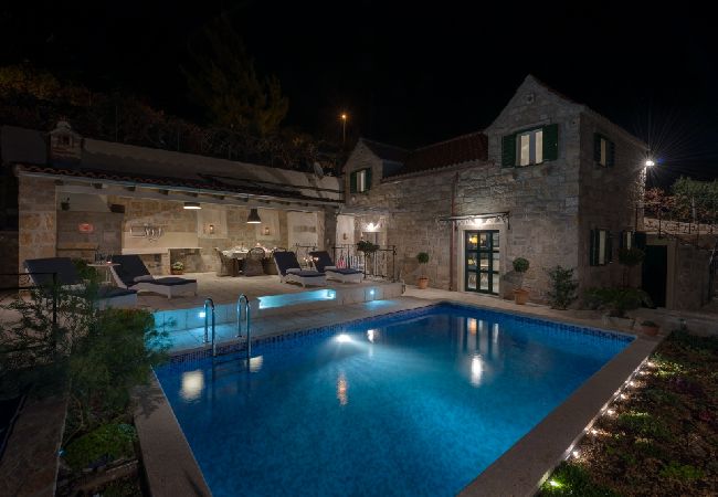 Casa a Murvica - Casa di vacanza in Murvica con vista mare, terrazzo, Climatizzazione, WIFI (3756-1) Casa a Murvica - Casa di vacanza in Murvica con vista mare, terrazzo, Climatizzazione, WIFI (3756-1)