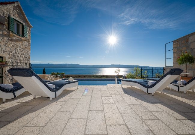 Casa a Murvica - Casa di vacanza in Murvica con vista mare, terrazzo, Climatizzazione, WIFI (3756-1) Casa a Murvica - Casa di vacanza in Murvica con vista mare, terrazzo, Climatizzazione, WIFI (3756-1)