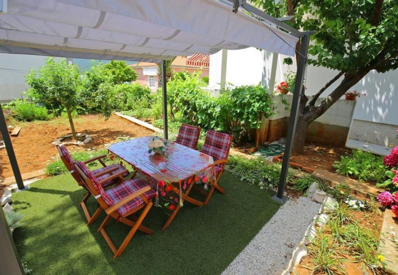 Appartamento a Ist - Appartamento in Isto con vista mare, terrazzo, Climatizzazione, WIFI (3752-1)