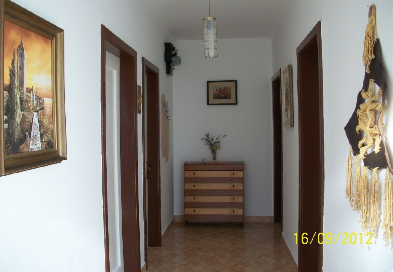 Appartamento a Banjol - Appartamento in Banjol con vista mare, terrazzo, Climatizzazione, WIFI (3803-1)