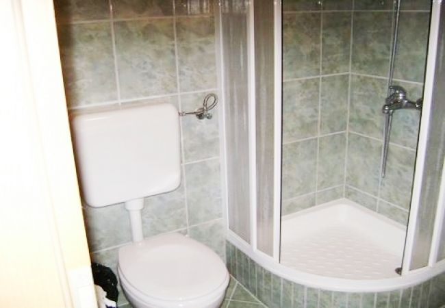 Appartamento a Podgora - Appartamento in Podgora con vista mare, terrazzo, Climatizzazione, WIFI (3812-2) Appartamento a Podgora - Appartamento in Podgora con vista mare, terrazzo, Climatizzazione, WIFI (3812-2)