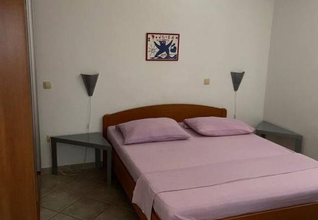 Appartamento a Podgora - Appartamento in Podgora con vista mare, terrazzo, Climatizzazione, WIFI (3812-4) Appartamento a Podgora - Appartamento in Podgora con vista mare, terrazzo, Climatizzazione, WIFI (3812-4)