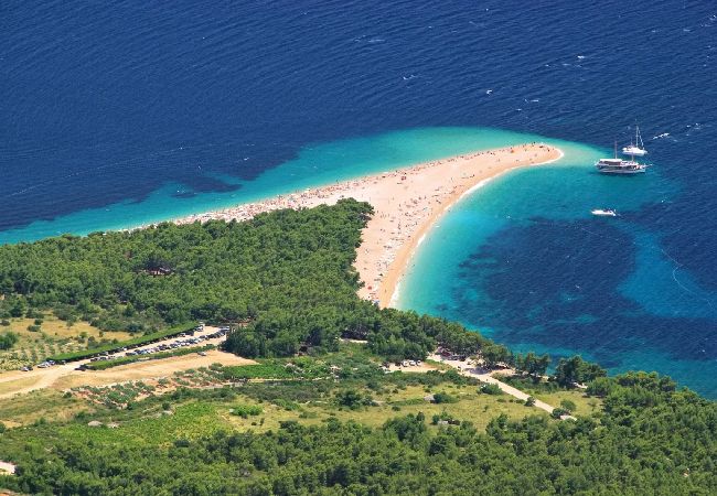 Appartamento a Bol - Appartamento in Vallo della Brazza (Bol) con vista mare, balcone, Climatizzazione, WIFI (3835-2) Appartamento a Bol - Appartamento in Vallo della Brazza (Bol) con vista mare, balcone, Climatizzazione, WIFI (3835-2)