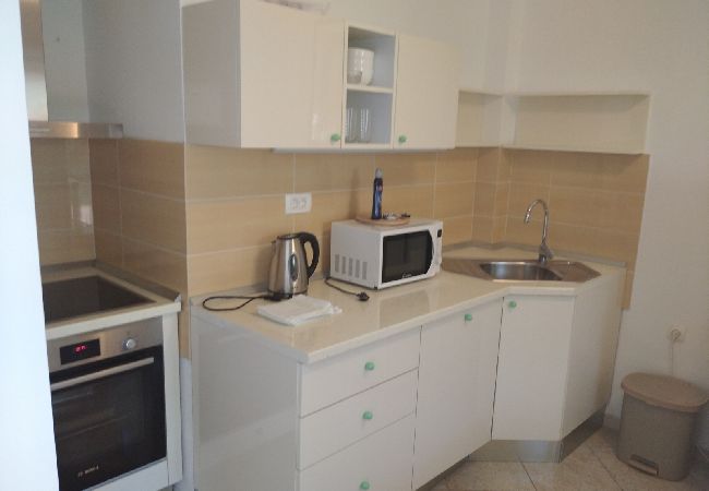 Appartamento a Bol - Appartamento in Vallo della Brazza (Bol) con vista mare, balcone, Climatizzazione, WIFI (3835-2) Appartamento a Bol - Appartamento in Vallo della Brazza (Bol) con vista mare, balcone, Climatizzazione, WIFI (3835-2)