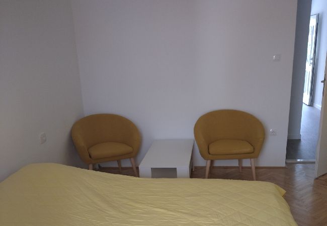 Appartamento a Bol - Appartamento in Vallo della Brazza (Bol) con vista mare, balcone, Climatizzazione, WIFI (3835-2) Appartamento a Bol - Appartamento in Vallo della Brazza (Bol) con vista mare, balcone, Climatizzazione, WIFI (3835-2)