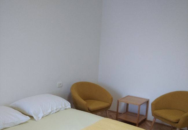 Appartamento a Bol - Appartamento in Vallo della Brazza (Bol) con vista mare, balcone, Climatizzazione, WIFI (3835-2) Appartamento a Bol - Appartamento in Vallo della Brazza (Bol) con vista mare, balcone, Climatizzazione, WIFI (3835-2)