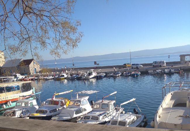 Appartamento a Bol - Appartamento in Vallo della Brazza (Bol) con vista mare, balcone, Climatizzazione, WIFI (3835-2) Appartamento a Bol - Appartamento in Vallo della Brazza (Bol) con vista mare, balcone, Climatizzazione, WIFI (3835-2)