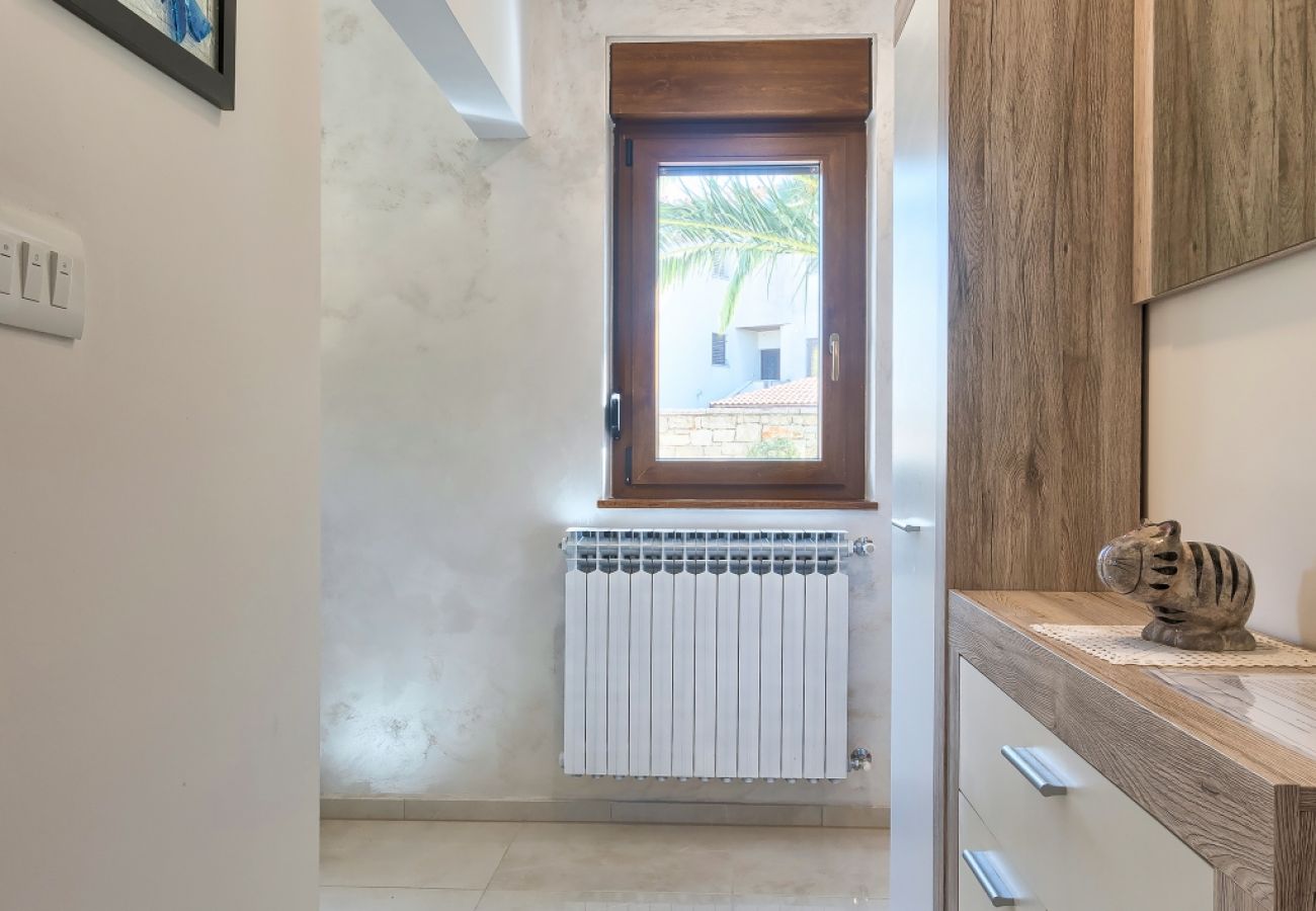 Appartamento a Štinjan - Appartamento in Stignano (Stinjan) con vista mare, Climatizzazione, WIFI, Lavatrice (3326-4)