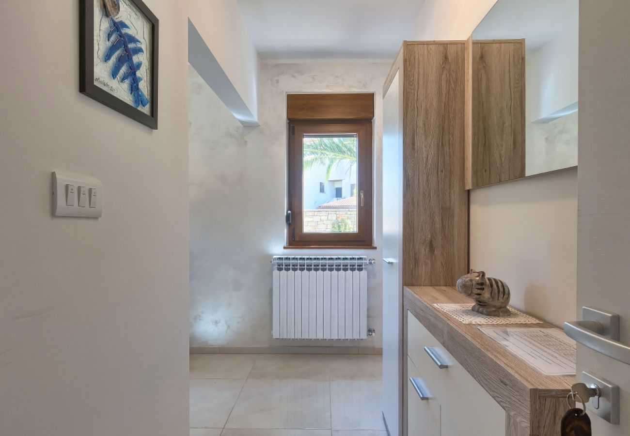 Appartamento a Štinjan - Appartamento in Stignano (Stinjan) con vista mare, Climatizzazione, WIFI, Lavatrice (3326-4)