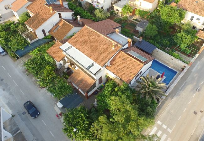 Appartamento a Štinjan - Appartamento in Stignano (Stinjan) con vista mare, balcone, Climatizzazione, WIFI (3326-5) Appartamento a Štinjan - Appartamento in Stignano (Stinjan) con vista mare, balcone, Climatizzazione, WIFI (3326-5)