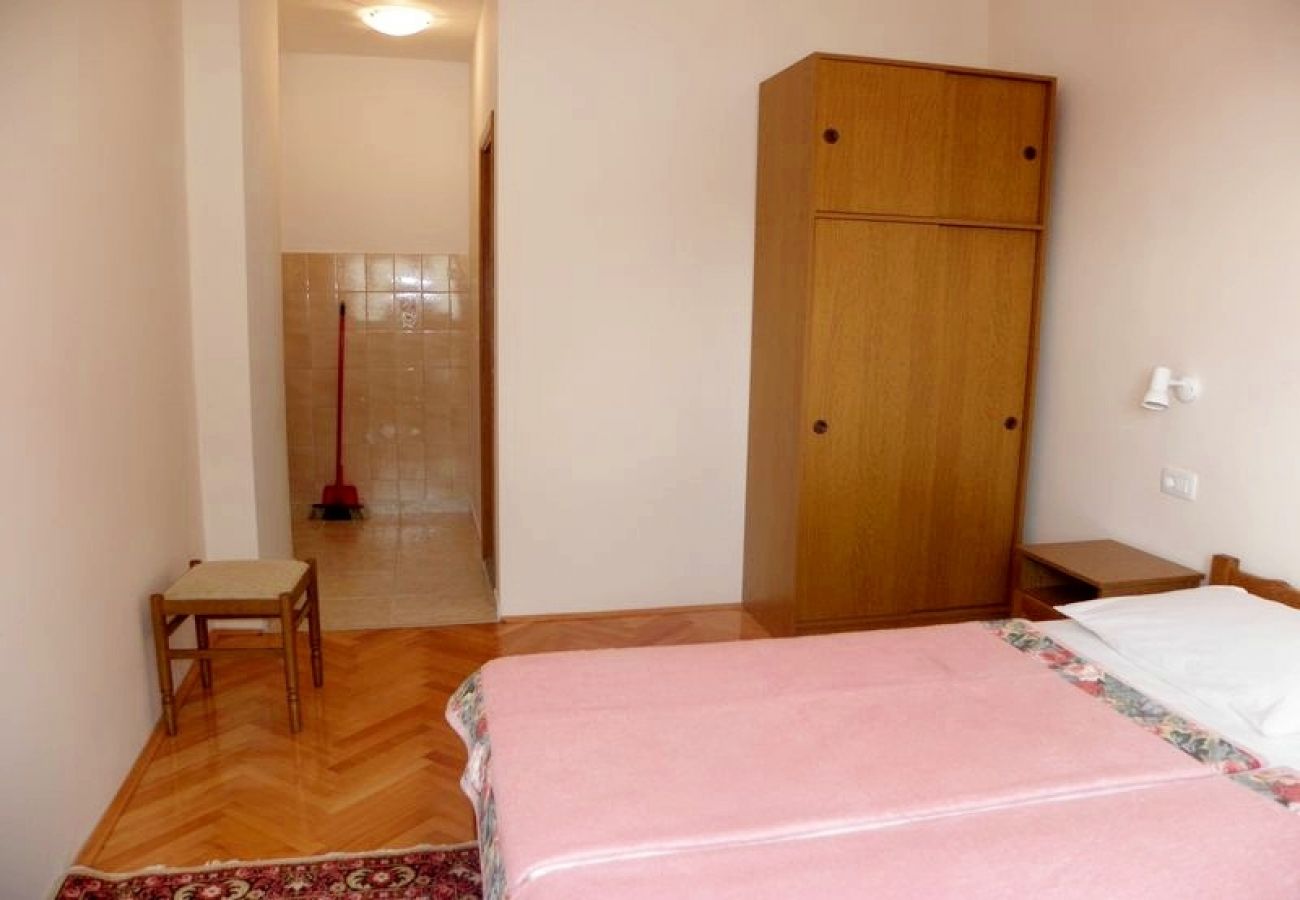 Appartamento a Duce - Appartamento in Duće con vista mare, terrazzo, Climatizzazione, WIFI (4166-2)