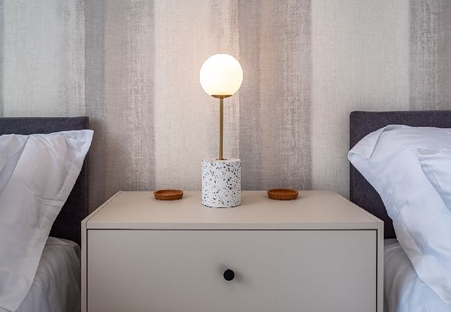 Casa a Lukoran - Casa di vacanza in Lukoran con vista mare, terrazzo, Climatizzazione, WIFI (4200-1) Casa a Lukoran - Casa di vacanza in Lukoran con vista mare, terrazzo, Climatizzazione, WIFI (4200-1)
