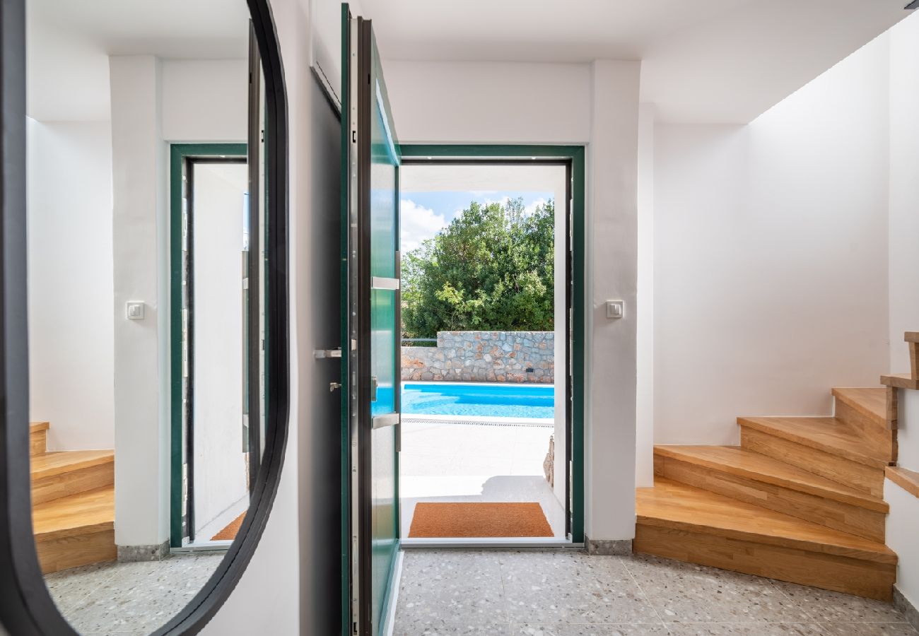 Casa a Lukoran - Casa di vacanza in Lukoran con vista mare, terrazzo, Climatizzazione, WIFI (4200-1)