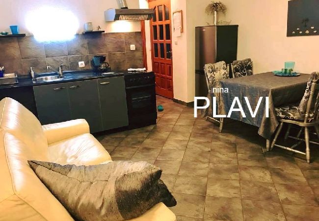 Appartamento a Donji Karin - Appartamento in Karin Gornji con vista mare, balcone, Climatizzazione, WIFI (4207-1) Appartamento a Donji Karin - Appartamento in Karin Gornji con vista mare, balcone, Climatizzazione, WIFI (4207-1)