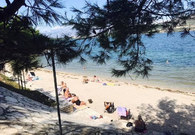 Appartamento a Donji Karin - Appartamento in Karin Gornji con vista mare, balcone, Climatizzazione, WIFI (4207-1) Appartamento a Donji Karin - Appartamento in Karin Gornji con vista mare, balcone, Climatizzazione, WIFI (4207-1)