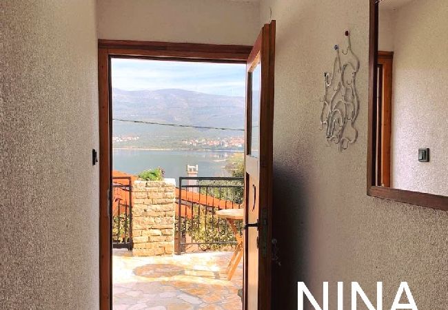 Appartamento a Donji Karin - Appartamento in Karin Gornji con vista mare, terrazzo, Climatizzazione, WIFI (4207-3) Appartamento a Donji Karin - Appartamento in Karin Gornji con vista mare, terrazzo, Climatizzazione, WIFI (4207-3)