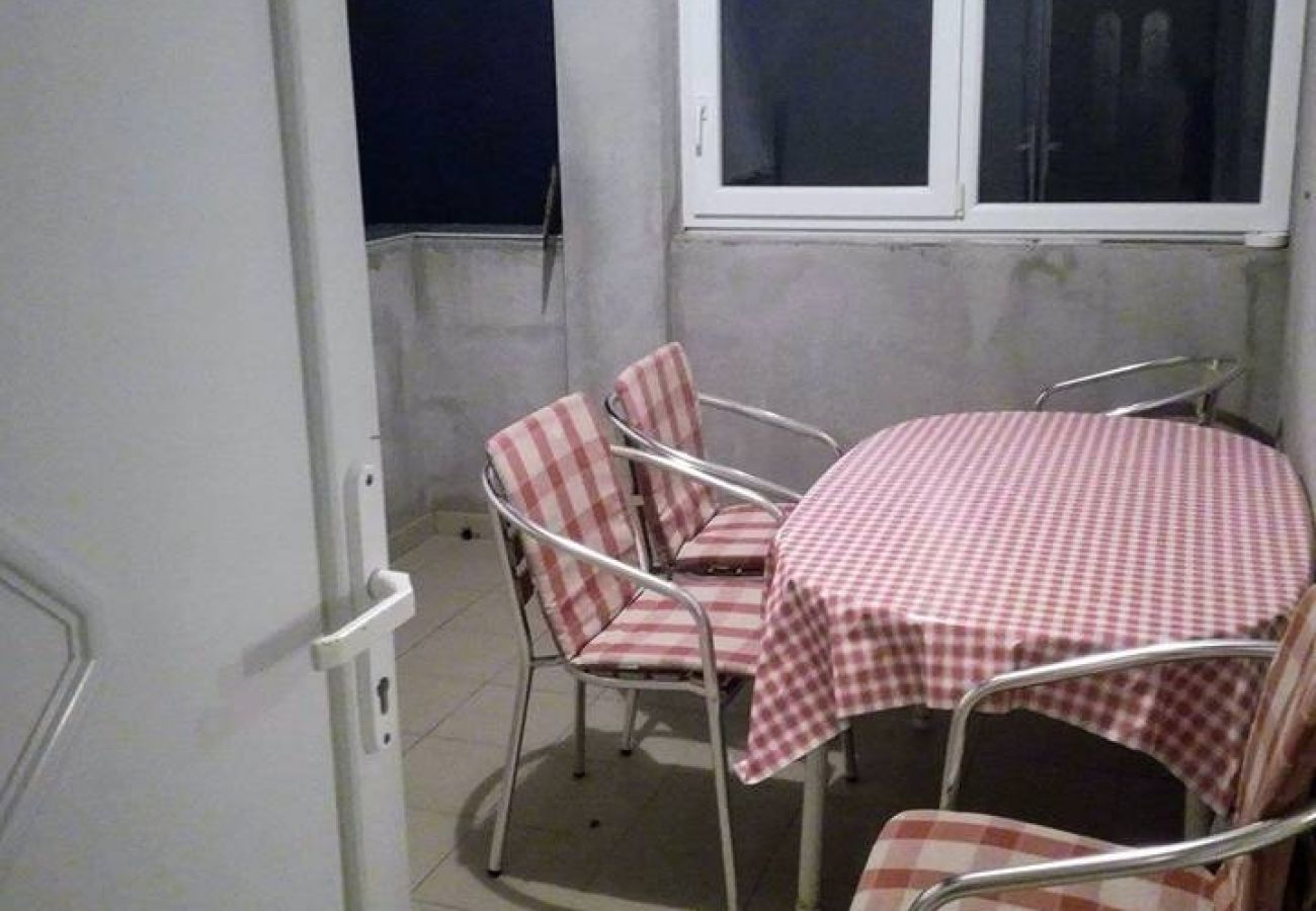 Appartamento a Lopar - Appartamento in Loparo (Lopar) con balcone, Climatizzazione, WIFI (4224-2)