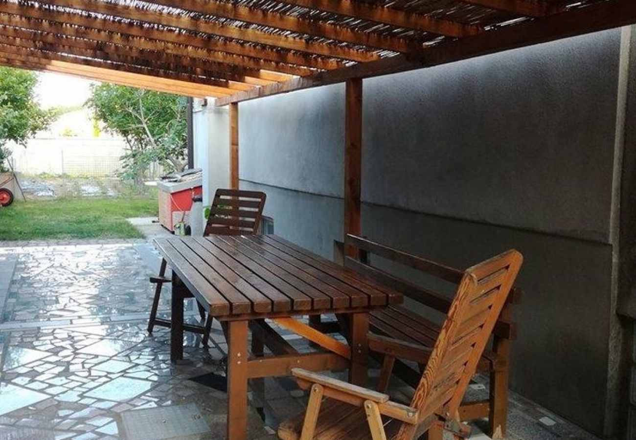 Appartamento a Lopar - Appartamento in Loparo (Lopar) con balcone, Climatizzazione, WIFI (4224-3)