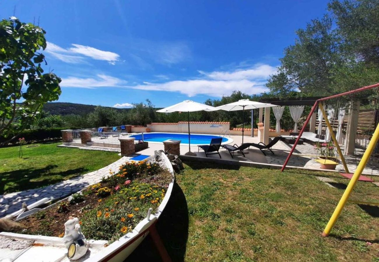 Appartamento a Kampor - Appartamento in Kampor con balcone, Climatizzazione, WIFI (4235-2)