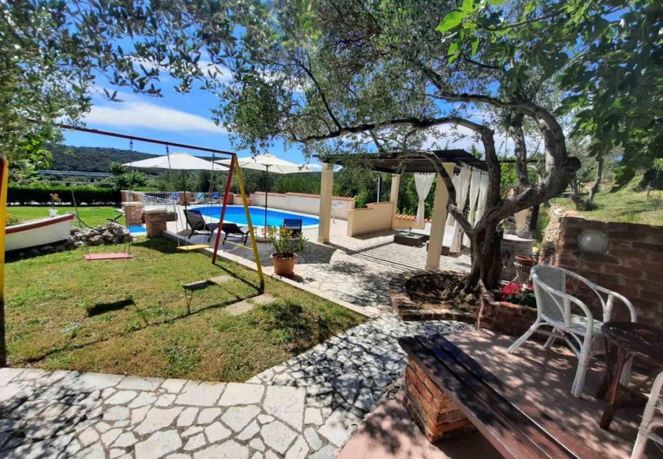 Appartamento a Kampor - Appartamento in Kampor con terrazzo, Climatizzazione, WIFI (4235-3)