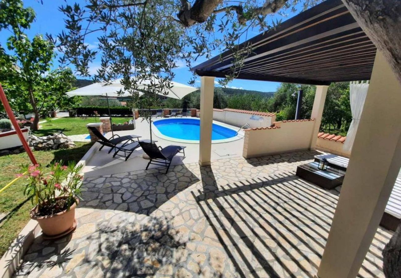 Appartamento a Kampor - Appartamento in Kampor con terrazzo, Climatizzazione, WIFI (4235-3)