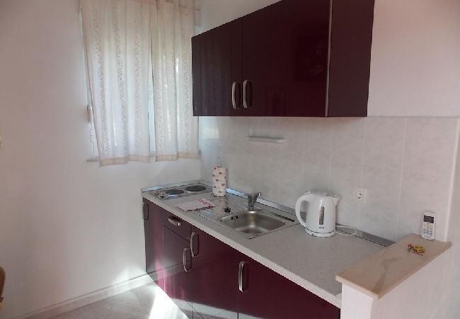Appartamento a Trogir - Appartamento in Traù (Trogir) con vista mare, balcone, Climatizzazione, WIFI (4236-1) Appartamento a Trogir - Appartamento in Traù (Trogir) con vista mare, balcone, Climatizzazione, WIFI (4236-1)