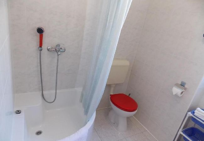 Appartamento a Trogir - Appartamento in Traù (Trogir) con vista mare, balcone, Climatizzazione, WIFI (4236-1) Appartamento a Trogir - Appartamento in Traù (Trogir) con vista mare, balcone, Climatizzazione, WIFI (4236-1)