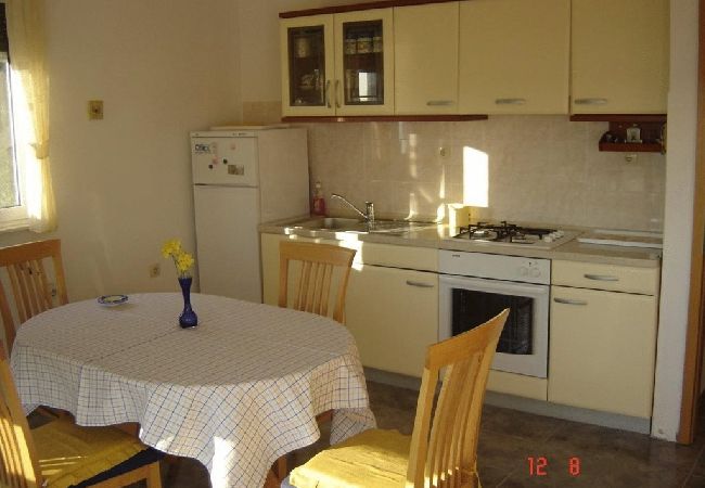 Appartamento a Trogir - Appartamento in Traù (Trogir) con vista mare, balcone, Climatizzazione, WIFI (4236-3) Appartamento a Trogir - Appartamento in Traù (Trogir) con vista mare, balcone, Climatizzazione, WIFI (4236-3)