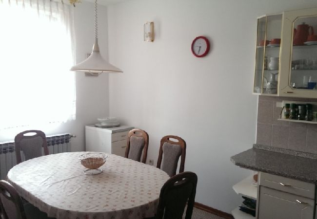 Appartamento a Umag - Appartamento in Umago (Umag) con terrazzo, Climatizzazione, WIFI (4259-2) Appartamento a Umag - Appartamento in Umago (Umag) con terrazzo, Climatizzazione, WIFI (4259-2)