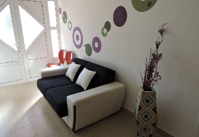 Appartamento a Biograd na moru - Appartamento in Zaravecchia (Biograd) con terrazzo, Climatizzazione, WIFI, Lavastoviglie (4269-1) Appartamento a Biograd na moru - Appartamento in Zaravecchia (Biograd) con terrazzo, Climatizzazione, WIFI, Lavastoviglie (4269-1)