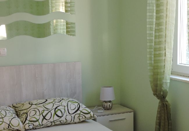 Appartamento a Biograd na moru - Appartamento in Zaravecchia (Biograd) con balcone, Climatizzazione, WIFI (4269-3) Appartamento a Biograd na moru - Appartamento in Zaravecchia (Biograd) con balcone, Climatizzazione, WIFI (4269-3)