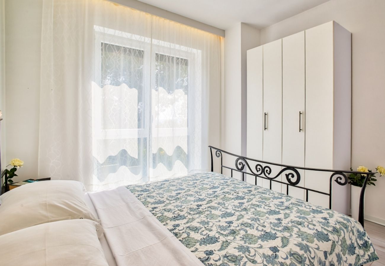 Appartamento a Rovinj - Appartamento in Rovigno (Rovinj) con terrazzo, Climatizzazione, WIFI, Lavastoviglie (4286-1)